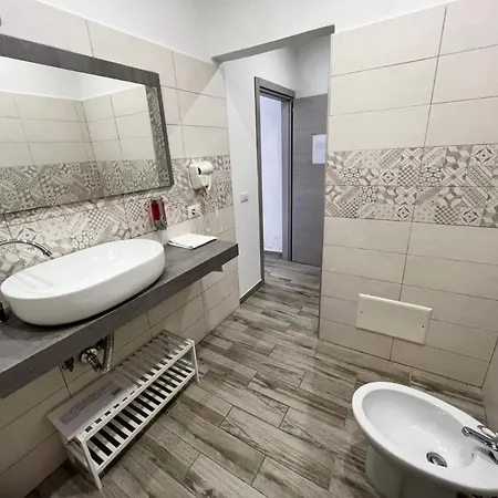 Hotel Dieci Maggio