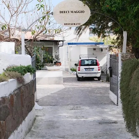 Hotel Dieci Maggio