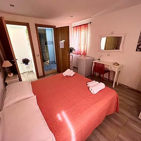 Hotel Dieci Maggio 3*